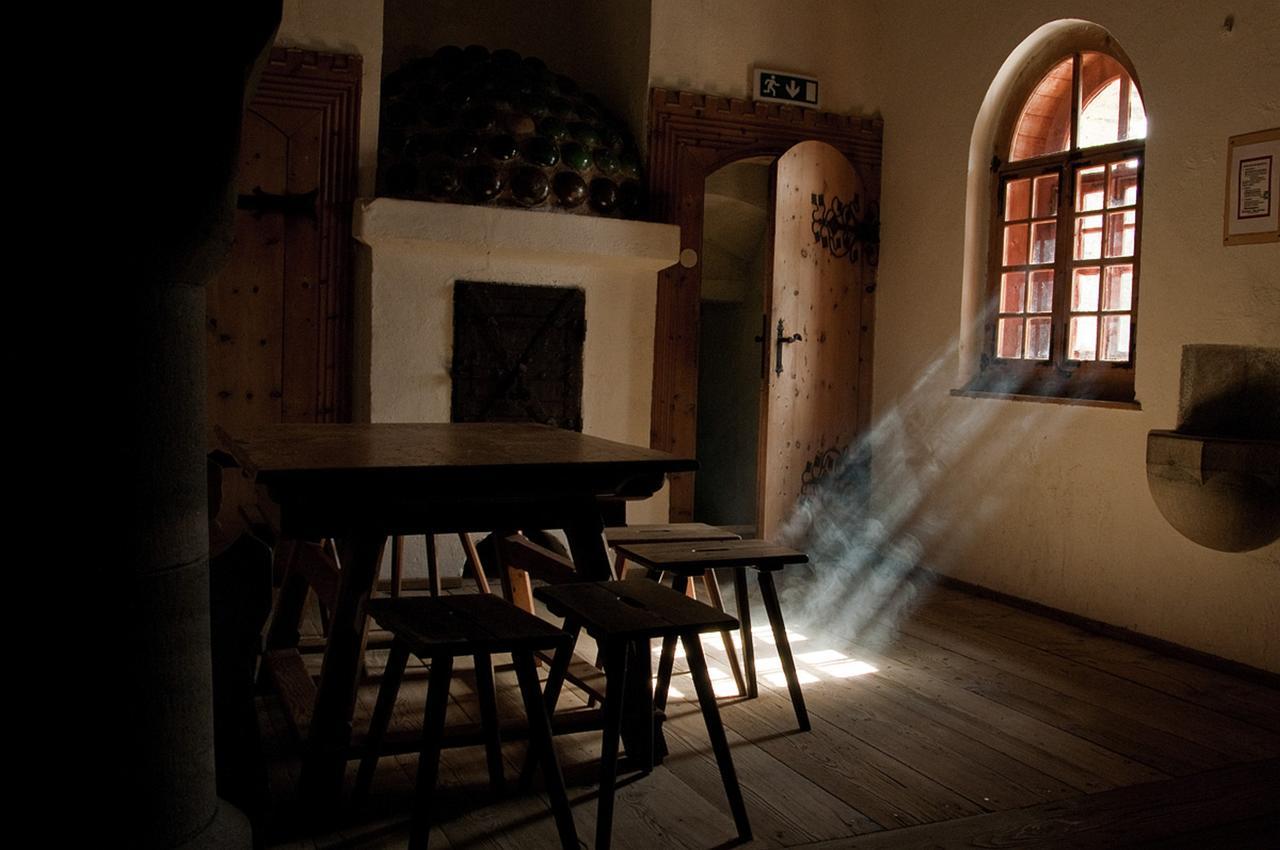 Burg Finstergrun Hostel Ramingstein Luaran gambar